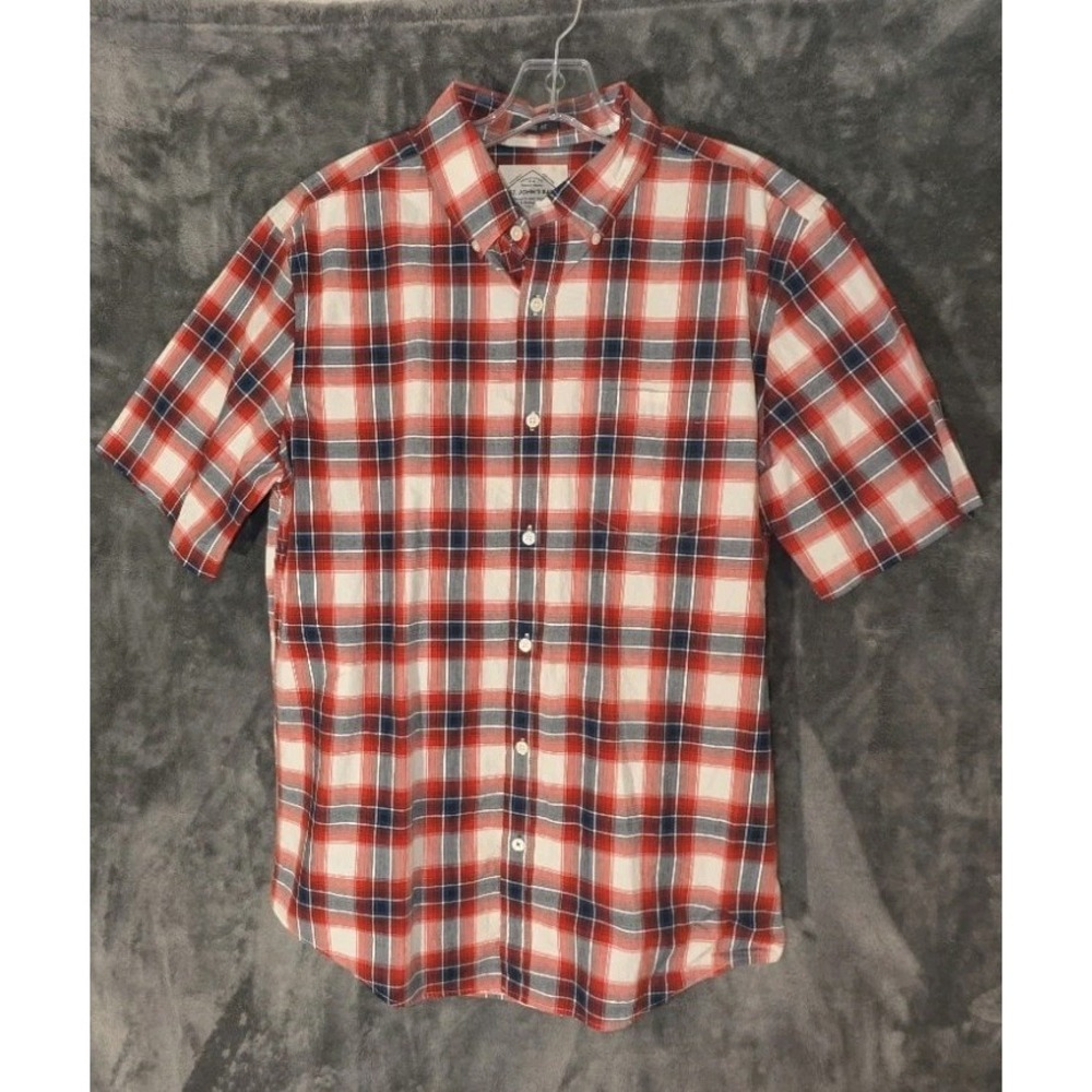 St Johns Bay Men's Short Sleeve Shirt Red/White Plaid‎ Size M 100% Cotton